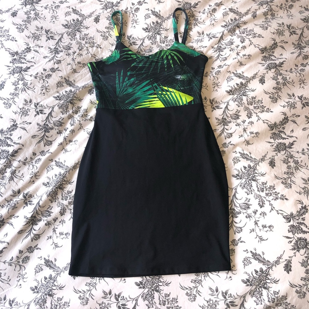 NWT Fabletics Malindi Dress